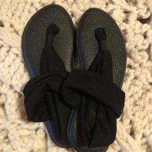 Sanuk sandals